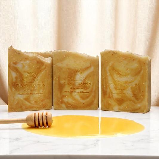 Honey ( Got Me Hooked On You ) Bar- Raw honey inside 🍯 | Hydrating + healing